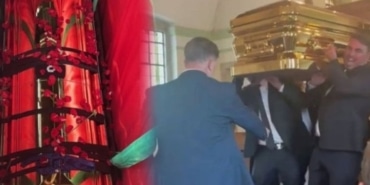 1838353-dunya-bu-cenazeyi-konusuyor-kral-lakapli-adam-altin-tabutla-defnedildi-68ac52805ab12