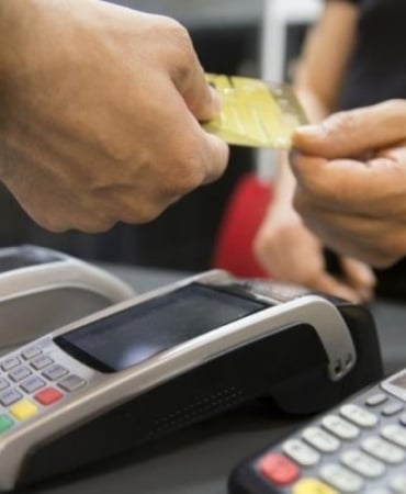 1840064-sinirin-uzerinde-kredi-karti-limit-artisina-ceza-geliyor-68b2ccf3e97af