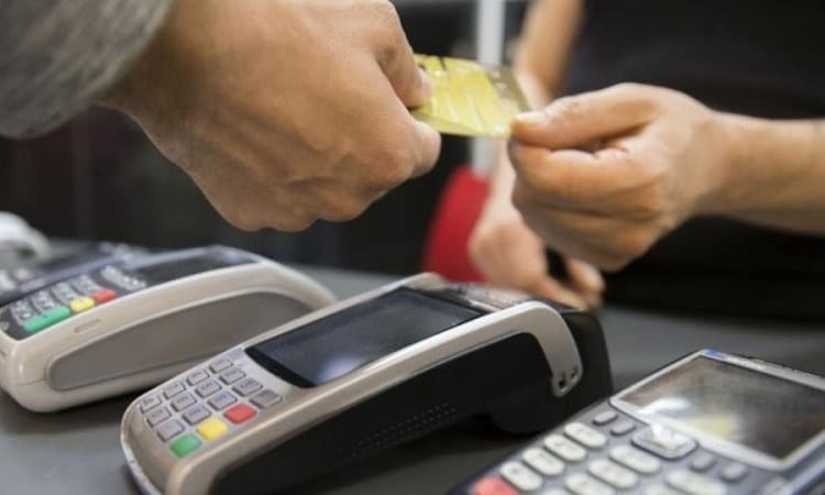 1840064-sinirin-uzerinde-kredi-karti-limit-artisina-ceza-geliyor-68b2ccf3e97af