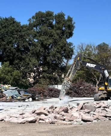 ALAADDİNBEY'DE KAÇAK YAPILARA TEMELDEN MÜDAHALE