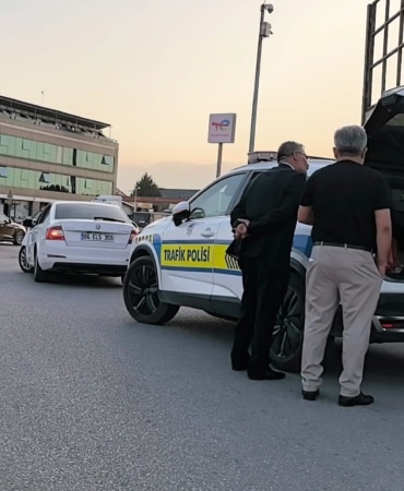 DÜĞÜN KONVOYUNDA HAVAYA ATEŞ EDEN ÇAKARLI ARACIN SÜRÜCÜSÜNE CEZA