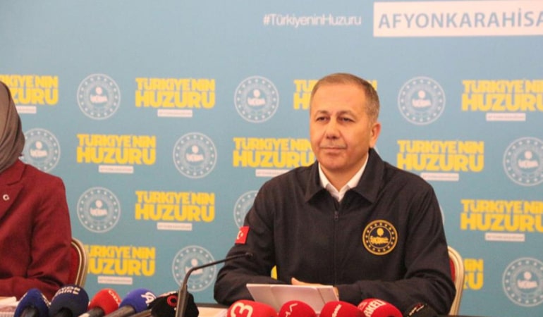 bakan-yerlikaya-motosikletli-saldiri-olaylarina-iliskin-istatistikleri-acikladi-2p6n