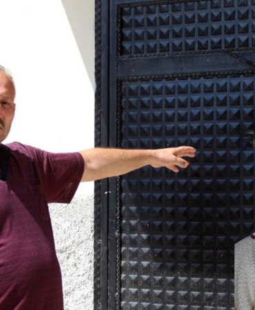 damadin-anneannesi-hayatini-kaybetmisti-dugunu-atletle-oturulmaz-uyarisi-sonrasi-kana-bulamis-srce