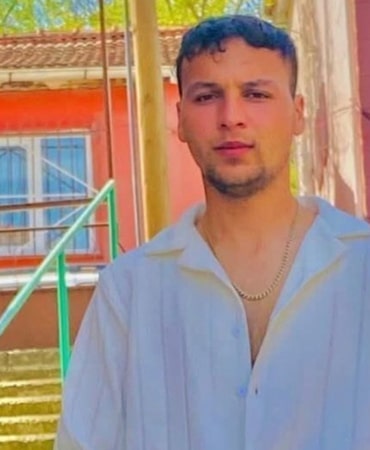 kocaelide-19-yasindaki-genc-kuzeni-tarafindan-gogsunden-bicaklanarak-olduruldu-sr1o (1)