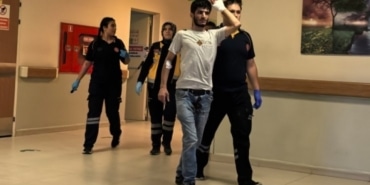 1843790-bursa-da-demir-keserken-kendini-kesti-68c4255068b01