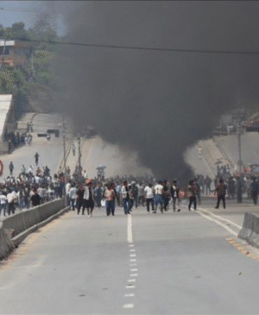 1843811-nepal-de-eski-basbakan-helikopterle-kacmisti-yerin-gelen-belli-oldu-68c440946b85e