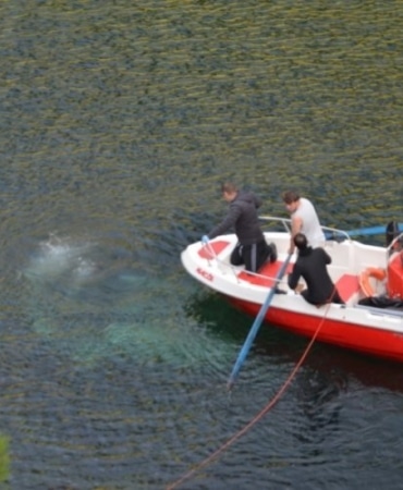 1843825-kizilirmak-bir-aileyi-yuttu-anne-ile-cocugu-oldu-baba-yarali-68c4545a3c452