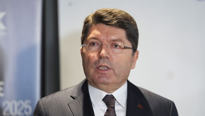 6NoqmFPEWUeTx-AcO3Lz7A