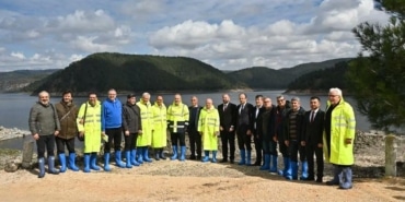 "BURSA'YI SUSUZLUKTAN KURTARACAK BARAJ AK PARTİ'NİN ESERİ" AK PARTİ BURSA İL BAŞKANI GÜRKAN: "ÇINARCIK BARAJI AK PARTİ BELEDİYECİLİĞİNİN ESERİDİR"