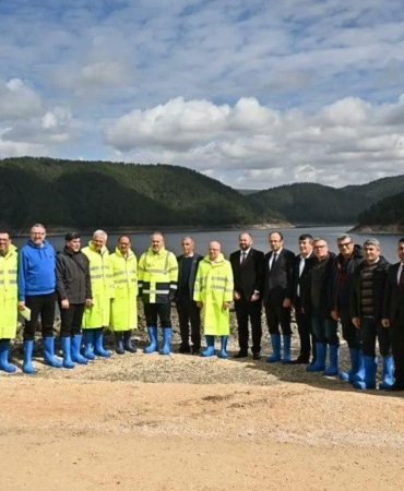 "BURSA'YI SUSUZLUKTAN KURTARACAK BARAJ AK PARTİ'NİN ESERİ" AK PARTİ BURSA İL BAŞKANI GÜRKAN: "ÇINARCIK BARAJI AK PARTİ BELEDİYECİLİĞİNİN ESERİDİR"