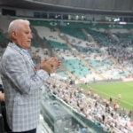 BÜYÜKŞEHİR İLE GENÇLERE BURSASPOR SEVGİSİ AŞILANIYOR