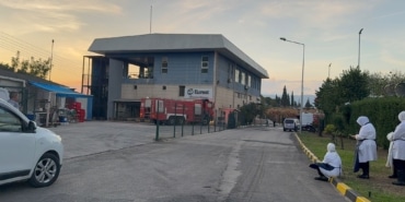 GEMLİK SERBEST BÖLGE'DE ÇIKAN YANGIN PANİĞE NEDEN OLDU