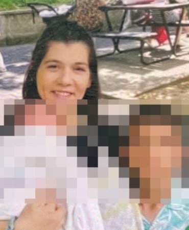BURSA'DA İLKOKULDA DEHŞET: ÇOCUĞUN PARMAĞI KOPTU, DERS DEVAM ETTİ KOPAN PARMAĞI ARKADAŞLARI BULDU, KÜÇÜK ÇOCUK 20 GÜN BOYUNCA TEDAVİ ALACAK PARMAĞI KOPAN ÖĞRENCİ BİR DERS BOYUNCA SINIFTA BIRAKILDI