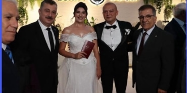 SİYASET, MEDYA VE İŞ DÜNYASI BU DÜĞÜNDE BULUŞTU BURSA'DA BOL ŞAHİTLİ GÖRKEMLİ DÜĞÜN