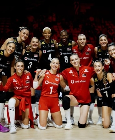 Bizim C2 seviye galibiyet pozu 📸