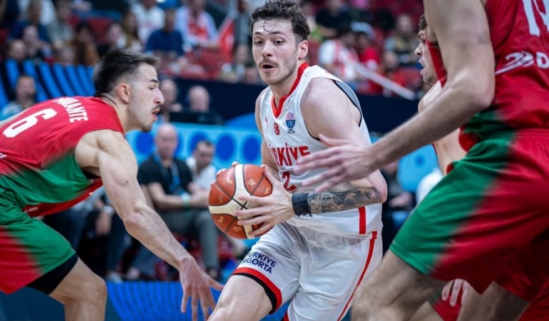 FIBA 2025 Avrupa Şampiyonası A Grubu üçüncü maçında Portekiz’i 95-54’lük skorla mağlup ederek so