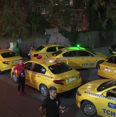 Z8Vi72v0b0SURrINr2Pi5g