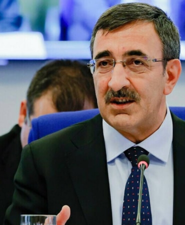 cevdet-yilmaz-ulkemizin-yuksek-gelirli-ulkeler-grubuna-girecegini-tahmin-ediyoruz-hl2e
