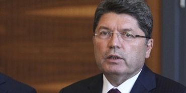 chp-istanbul-il-kongresinin-iptal-edilmesi-bakan-tunctan-aciklama-geldi-qhyk