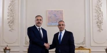 153345-hakan-fidan-misirli-mevkidasi-abdulati-ile-gorustu-67630e5555e6c