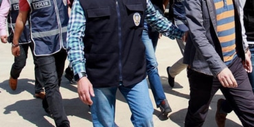 41-ilde-nitelikli-dolandiricilik-operasyonu-206-kisi-tutuklandi-jjh7