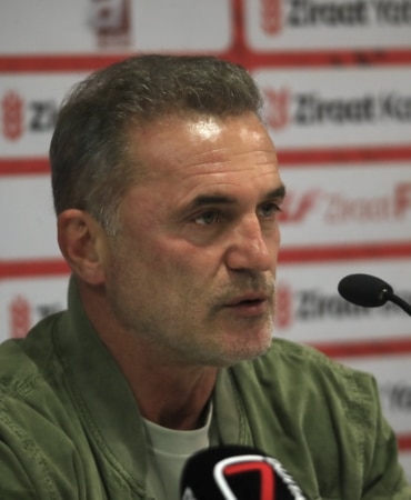 TAHSİN TAM: "29 EKİM'DE GENÇLERE ŞANS VERDİK"