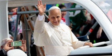 vatikan-duyurdu-papanin-turkiye-ziyaretinin-tarihi-netlesti-2a5u