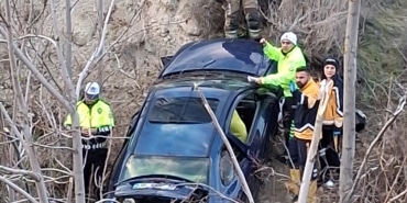 Ankara'da devrilen otomobildeki 3 kişi öldü