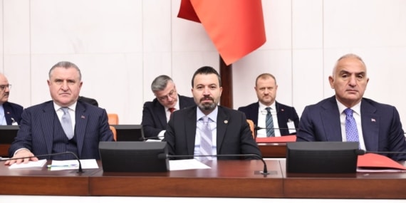 Bakan Bak: 1 milyon öğrencimizi yurtlarımızda ağırlıyoruz