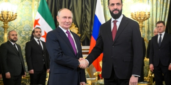 PUTİN: "FIRAT'IN DOĞUSUNUN ŞAM YÖNETİMİNE ENTEGRASYONU ÖNEMLİ BİR ADIMDIR" SURİYE DEVLET BAŞKANI EŞ-ŞARA, MOSKOVA'DA PUTİN İLE BİR ARAYA GELDİ