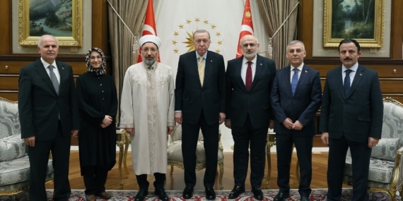 Cumhurbaşkanı Erdoğan, Diyanet İşleri Başkanı Arpaguş'u