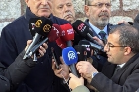AK PARTİ SÖZCÜSÜ ÇELİK: "PROF. DR. İLBER ORTAYLI, TÜRKİYE'YE KARŞI YAPILAN KARA PROPAGANDALARDA, ÖZELLİKLE ERMENİ MESELESİYLE İLGİLİ İLMİYLE, İRFANIYLA SON DERECE ÖNEMLİ BİR DURUŞ SERGİLEDİ"