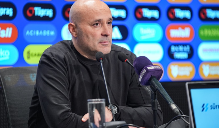 Hesap.com Antalyaspor Teknik Direktörü Sami Uğurlu