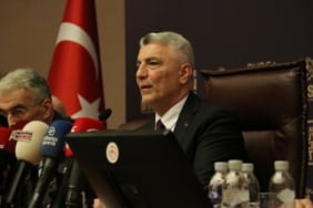 Ticaret Bakanı Bolat, Bursa İş Dünyası Buluşması'na katıldı