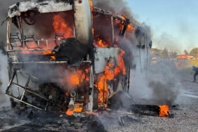 Marmaris'te tur otobüsü yandı