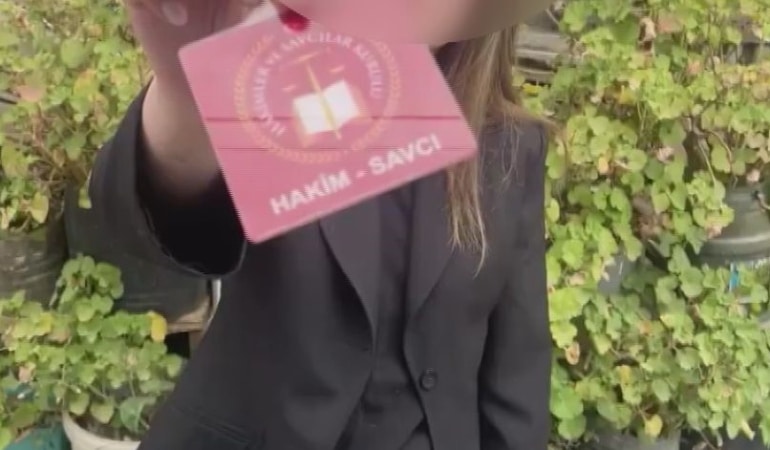 Ataşehir'de tartıştığı sürücüye sahte hakim kartı gös
