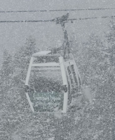 BURSA'DA NİSAN SÜRPRİZİ: ULUDAĞ'DA KAR YAĞIŞI ETKİLİ OLDU