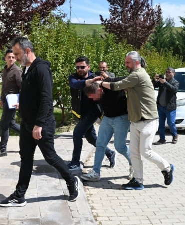 BURSA'DA YAŞLI KADINI ÖLDÜREN ZANLI TUTUKLANDI