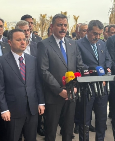 KAHRAMANMARAŞ'TAKİ SALDIRIDA 9 KİŞİ HAYATINI KAYBETTİ BAKAN ÇİFTÇİ: "BU OLAY BİREYSEL BİR HADİSE TERÖR DEĞİL"