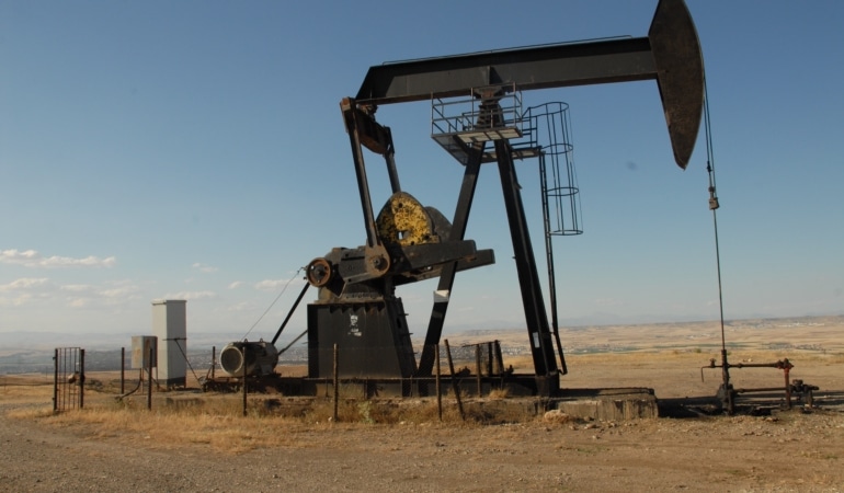 BRENT PETROL 90 DOLARIN ALTINA GERİLEDİ
