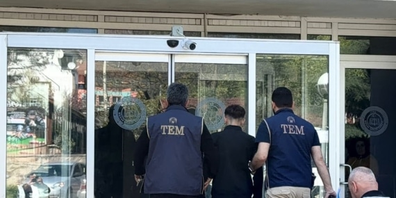 NİKSAR'DA "OKULU TARAYACAĞIM" DİYEN ÇOCUK GÖZALTINA ALINDI