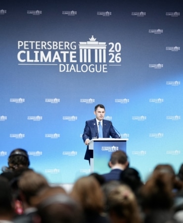 BAKAN KURUM: "İKLİM DEĞİŞİKLİĞİNDE HEPİMİZ BİRER KAHRAMAN OLMAK İSTİYORUZ" IEA BAŞKANI BİROL: "DÜNYA GEÇMİŞTE HER ENERJİ KRİZDEN ÇIKIŞ YOLU BULDU, BU KRİZDE DE BULACAKTIR" AVUSTRALYA BAŞBAKANI ALBANESE'DEN TÜRKİYE'YE TEBRİK BERLİN'DEKİ PETERSBERG İKLİM DİYALOĞU TOPLANTILARI SONA ERDİ