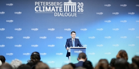 BAKAN KURUM: "İKLİM DEĞİŞİKLİĞİNDE HEPİMİZ BİRER KAHRAMAN OLMAK İSTİYORUZ" IEA BAŞKANI BİROL: "DÜNYA GEÇMİŞTE HER ENERJİ KRİZDEN ÇIKIŞ YOLU BULDU, BU KRİZDE DE BULACAKTIR" AVUSTRALYA BAŞBAKANI ALBANESE'DEN TÜRKİYE'YE TEBRİK BERLİN'DEKİ PETERSBERG İKLİM DİYALOĞU TOPLANTILARI SONA ERDİ