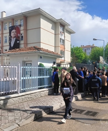 ANKARA'DA 5. SINIF ÖĞRENCİSİNİN OKULA TABANCA GETİRDİĞİ İDDİASI