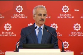 BAKAN URALOĞLU 'EĞER KALKINMA YOLU PROJESİ'NİN ÖNEMİNE VURGU YAPTI ULAŞTIRMA VE ALTYAPI BAKANI ABDULKADİR URALOĞLU: "EĞER KALKINMA YOLU PROJESİ'Nİ BUGÜN BİTİRMİŞ OLSAYDIK, HÜRMÜZ BOĞAZI BU KADAR DÜNYA GÜNDEMİNE OTURMAMIŞ OLACAKTI" "TÜRKİYE'NİN KALBİ İSTANBUL'UMUZUN ULAŞIM VE İLETİŞİM ALTYAPISINI DA DEVASA YATIRIMLARLA GÜÇLENDİREREK ŞEHRİMİZİ HEM ULUSAL ÜRETİMİMİZİN HEM DE KÜRESEL TİCARETİN EN ÖNEMLİ MERKEZLERİNDEN BİRİ HALİNE GETİRİYORUZ"