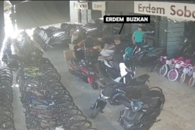 MANAVGAT ÖNCEKİ DÖNEM BELEDİYE BAŞKANI SÖZEN HAKKINDA İFADELERDE ŞOK SUÇLAMALAR: PARA ALIŞVERİŞİ GÜVENLİK KAMERASINDA PARANIN MOTOSİKLETLE GETİRİLİP ÇANTADA ŞÜKRÜ SÖZEN'E TESLİM EDİLDİĞİ ANLAR GÜVENLİK KAMERALARINA YANSIDI