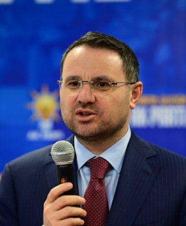 BAKAN GÜRLEK: "AK PARTİ DAVA PARTİSİDİR, GÖNÜL PARTİSİDİR"