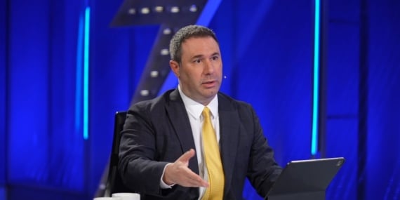 BARIŞ GÖKTÜRK: "FENERBAHÇE İÇİN SAVAŞMAYA GELİYORUM" FENERBAHÇE BAŞKAN ADAYI BARIŞ GÖKTÜRK: "FENERBAHÇE'NİN SORUNLARINI BİLİYORUM"