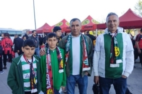 BURSASPORLU TARAFTARDAN ESKİŞEHİRSPOR'A DESTEK