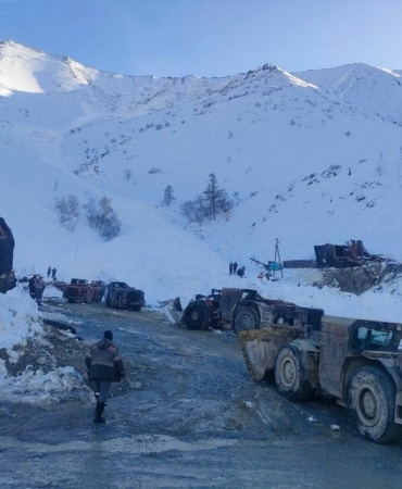 RUSYA'DA MADEN SAHASINDA ÇIĞ FELAKETİ: 6 ÖLÜ